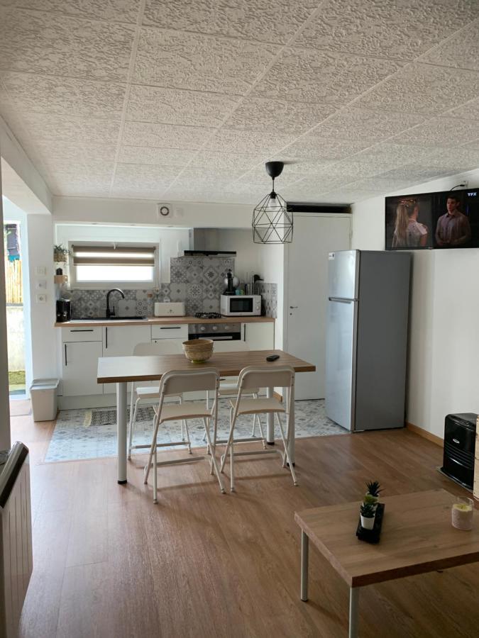 Appartement Dans Maison Basque Mouguerre Exterior photo